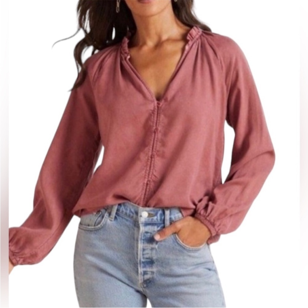 Anthropologie Cloth & Stone EVEREVE rose Raglan Ruffle neck blouse Top